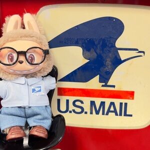 4pc Postal Employee Labubu outfit